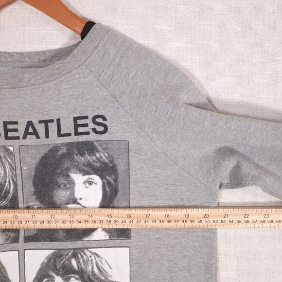 Forever 21 The Beatles Graphic Sweatshirt Size Medium Crew Neck Cotton Blend - Picture 13 of 14